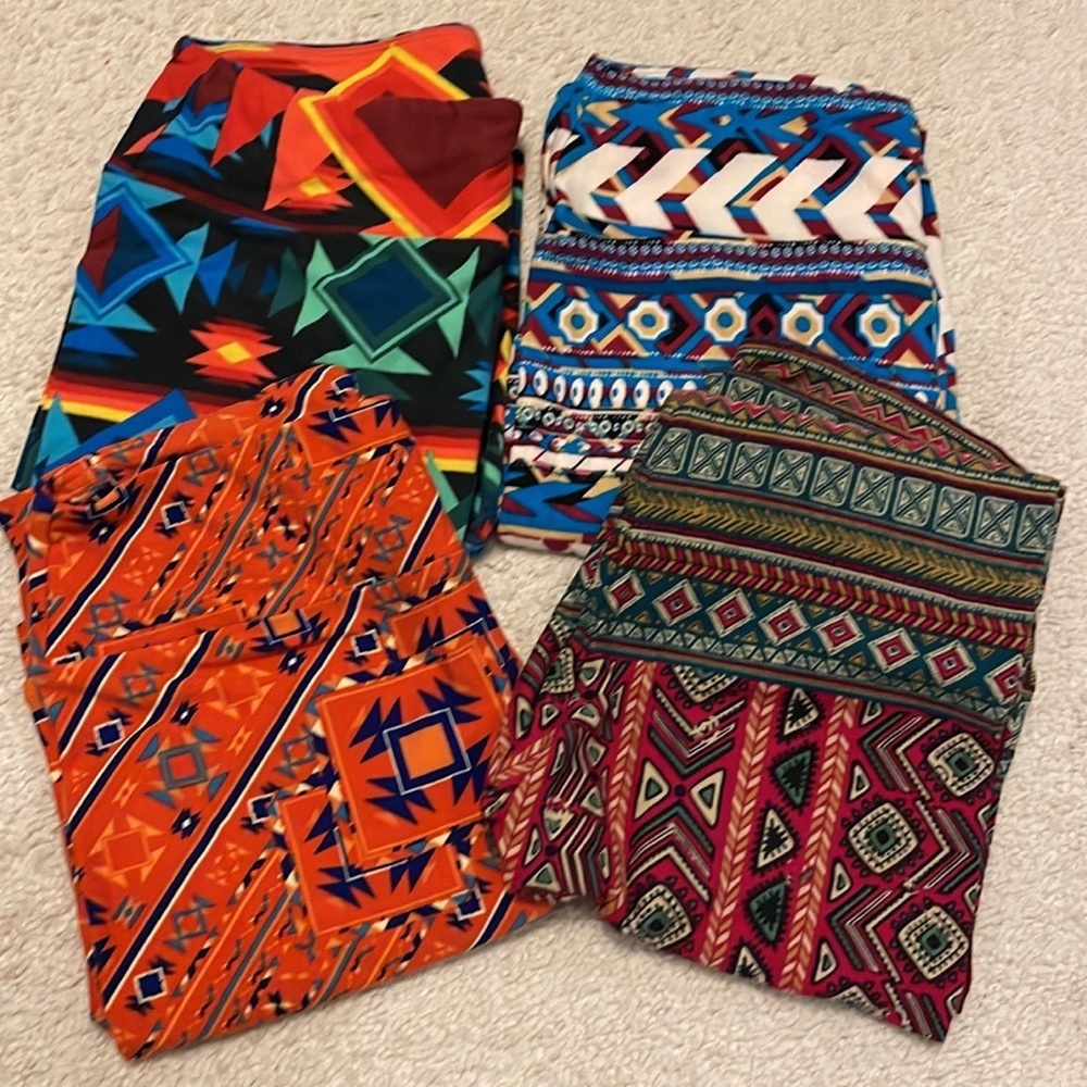 Lot of four aztec lularoe leggings.